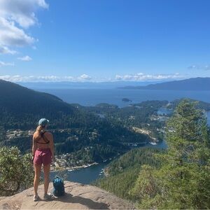 Meet your Posher, Emma